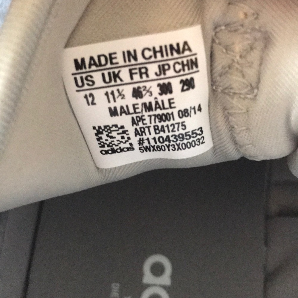 Adidas Tubular - Picture 4 of 4